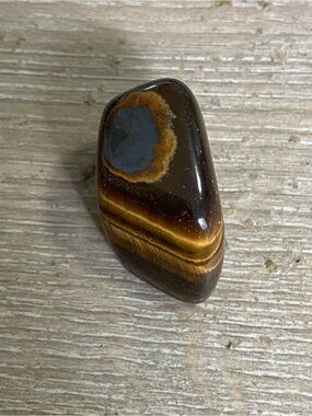 Polished Tiger's Eye Stone - Brown & Gold Bands